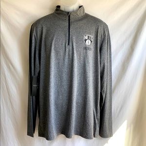 Men's NWT Brooklyn Nets 1/4 Zip Pullover-Lightweight material